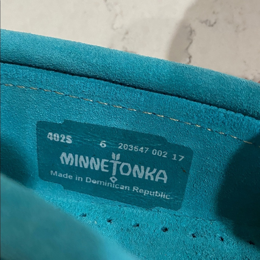 Minnetonka Women's Vibrant Blue Moccasins - Picture 3 of 8